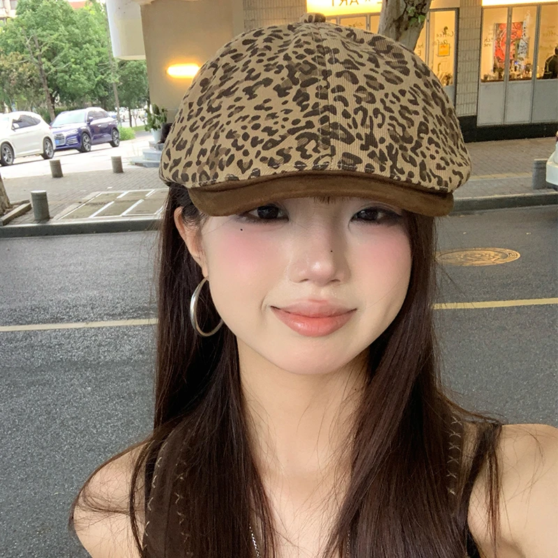 复古豹纹前进帽女美式辣妹风显脸小贝雷帽个性百搭大头围鸭舌帽子