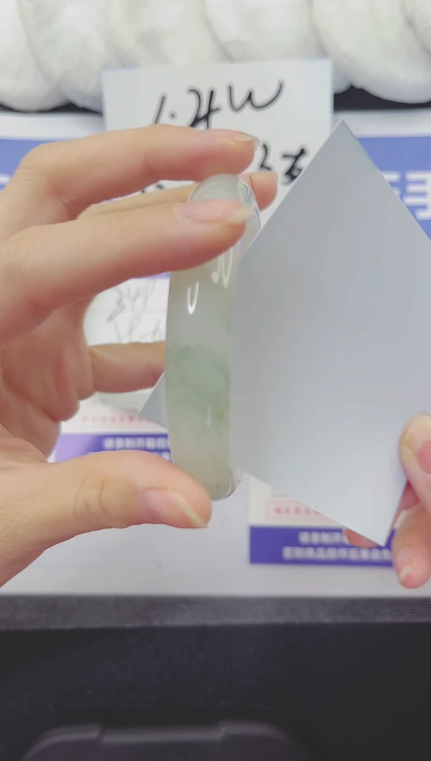 石英质玉手镯未镶嵌250-58