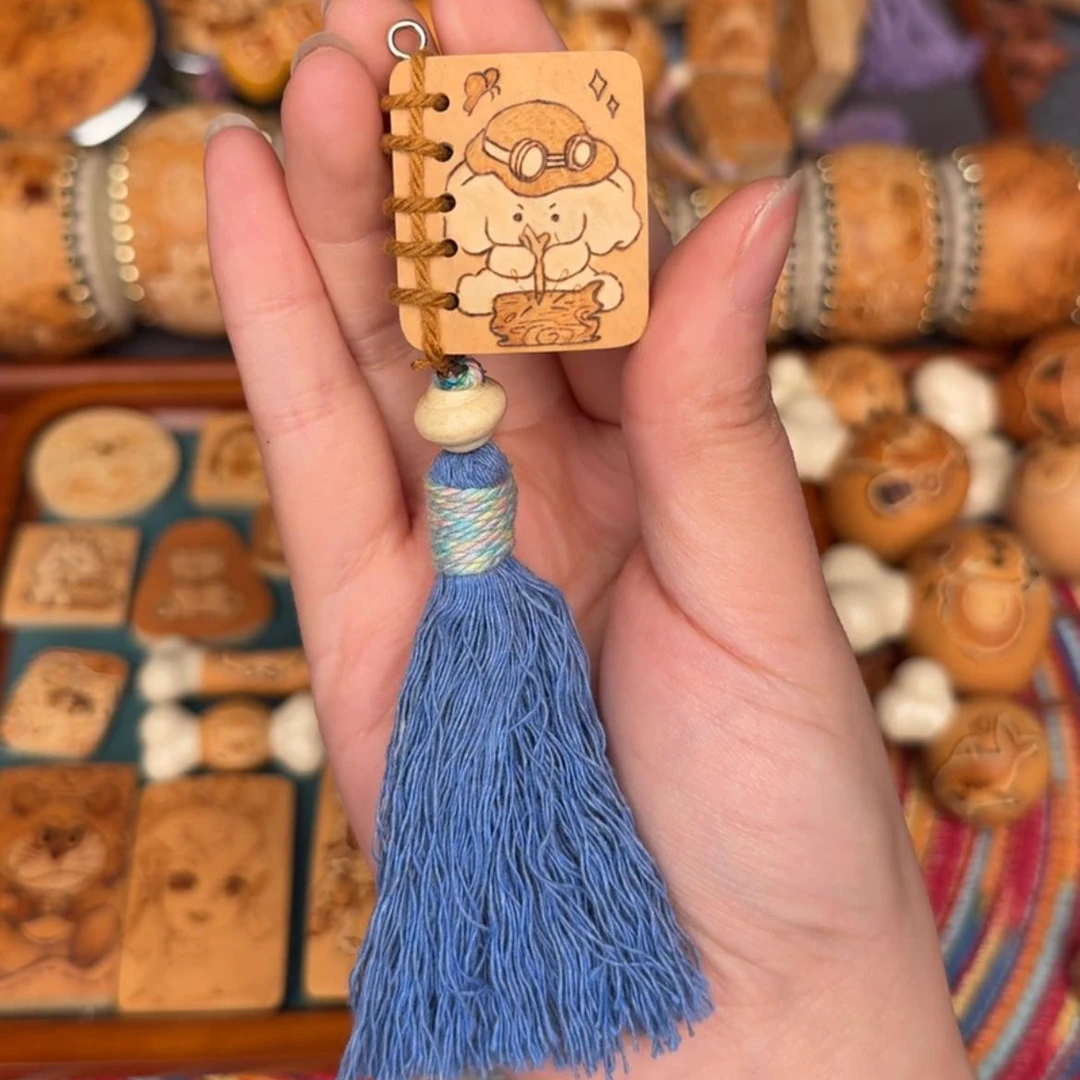 聊东昌葫芦创意设计挂件diy手工饰品包挂可爱女生葫芦烙画编绳