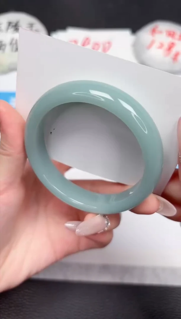 【闪购商品】石英质玉手镯未镶嵌400-56.2