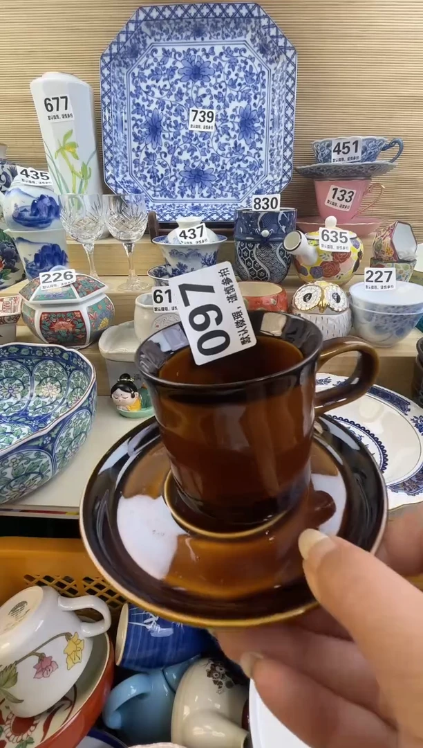 摆件发**?摆件瓷器瓷器瓷器