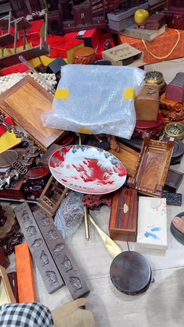 木 光头红木工艺品-红酸枝回纹正方台