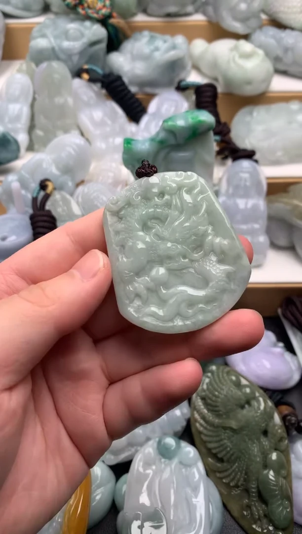 吊坠(不含链)未镶嵌翡翠1
