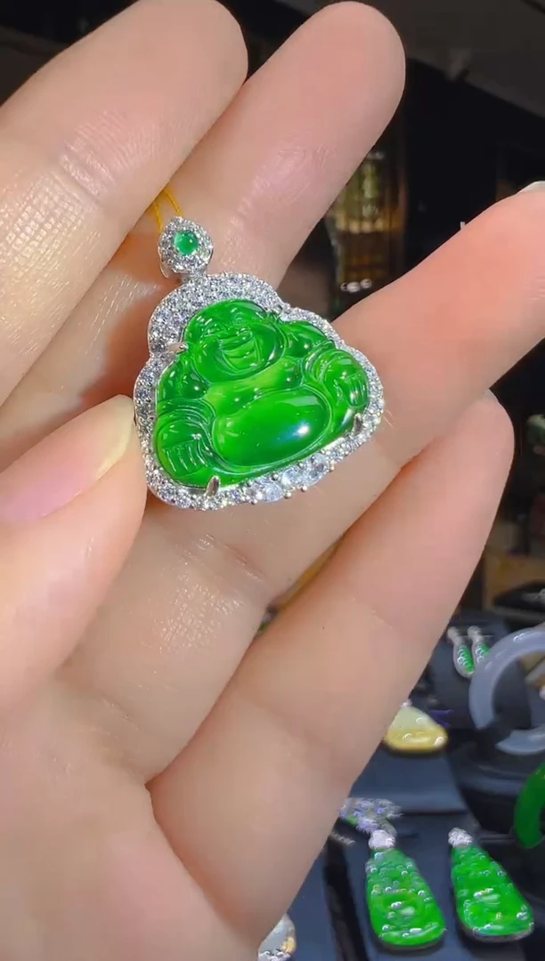 翡翠银S925镶嵌吊坠(赠链)001（多样性发其一）