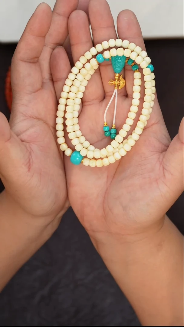 【闪购商品】蜜蜡裸石未镶嵌蜜蜡脖挂