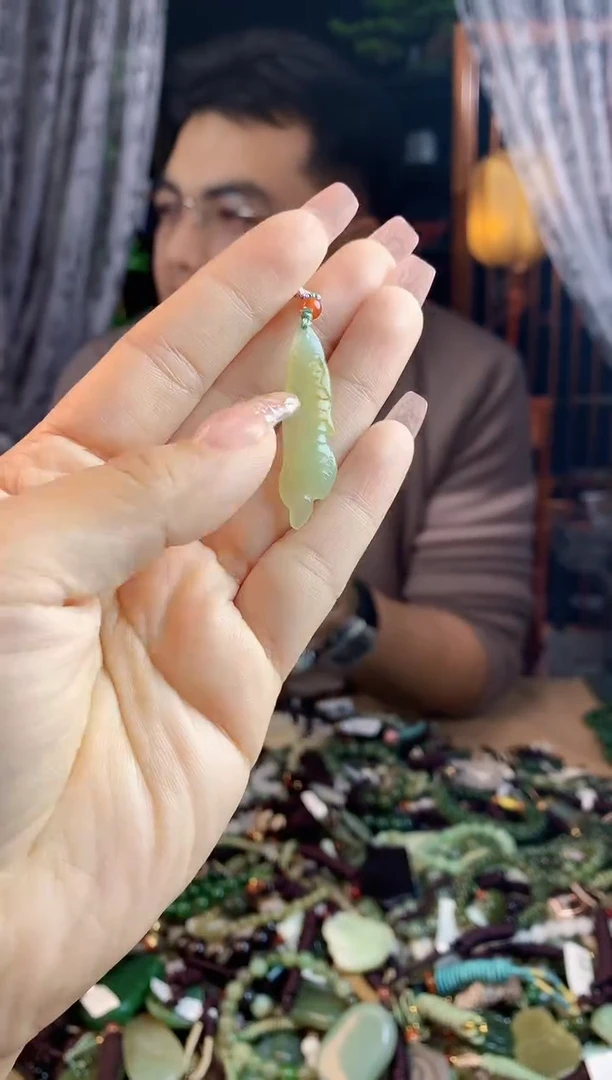 【闪购商品】和田玉挂件未镶嵌多样性发货拍一发一