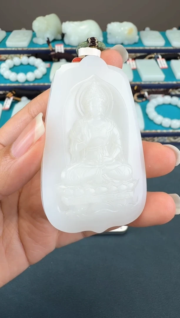 颈饰未镶嵌和田玉1