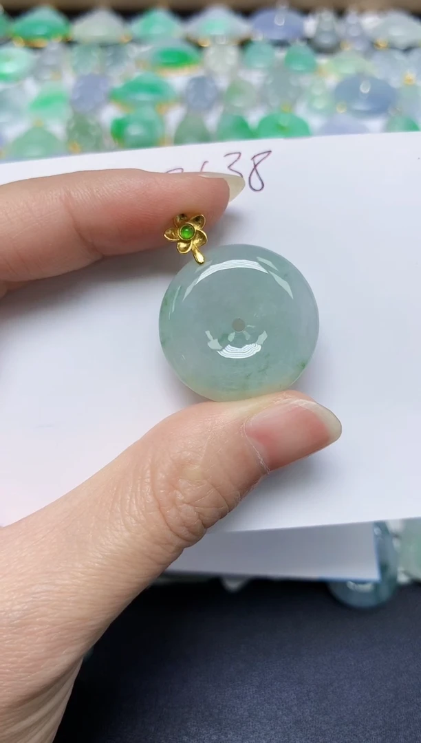 翡翠未镶嵌颈饰天然缅甸翡翠A货