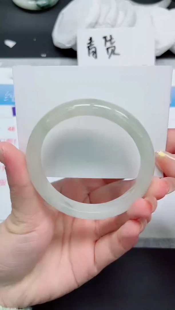 【闪购商品】石英质玉手镯未镶嵌323-60.5