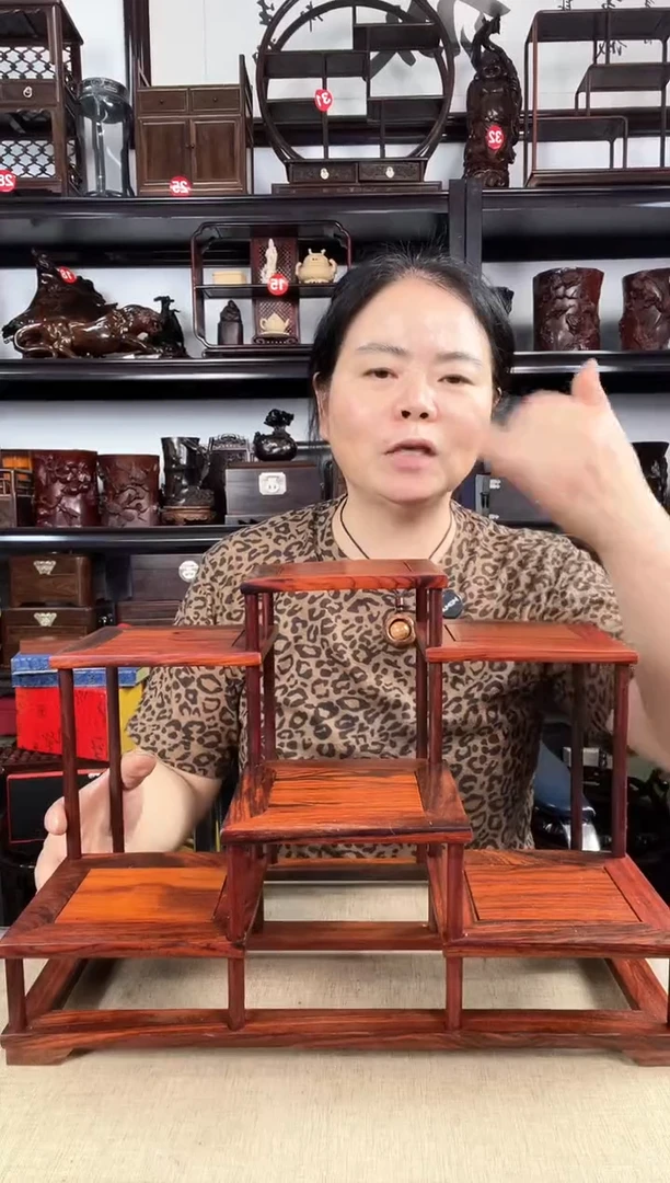 木新六连老李红木工艺品