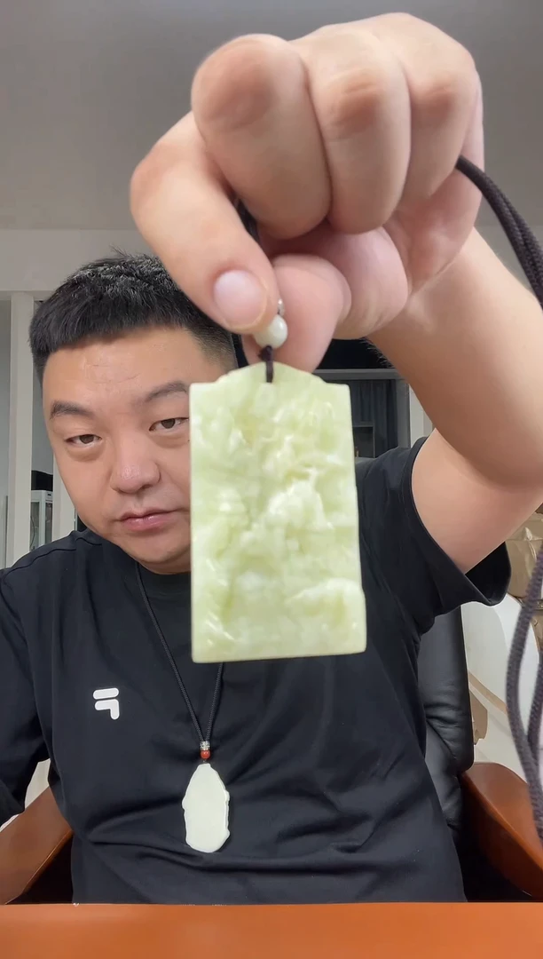 未镶嵌透闪石-蛇纹石玉颈饰多样性发货一件