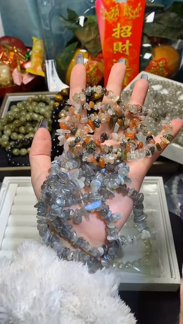 【闪购商品】水晶手串未镶嵌灰月光碎石+彩发碎石039