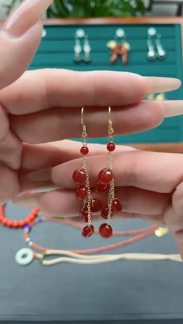 【闪购商品】南红玛瑙耳饰银S925镀金镶嵌1算盘珠红