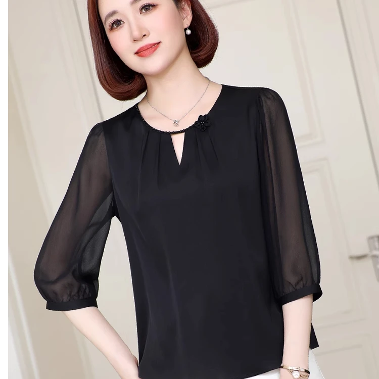 中年妈妈纯色真丝上衣女2025夏季新款时尚百搭衬衣中袖桑蚕丝小衫