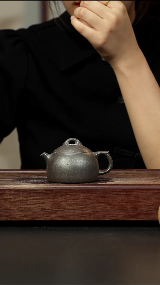 紫砂茶壶百年岩中泥小秦权