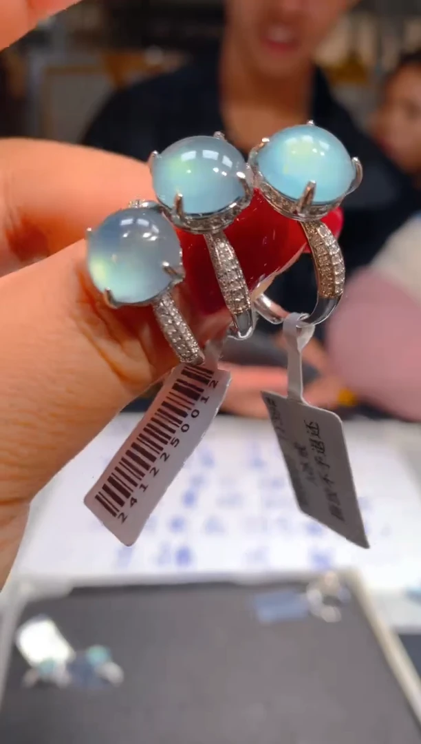 【闪购商品】定制翡翠未镶嵌13定制翡翠-多样性发货（发其一）