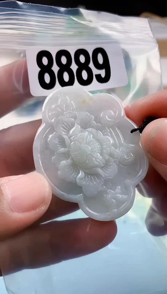 【闪购商品】翡翠挂件未镶嵌天然翡翠吊坠挂件