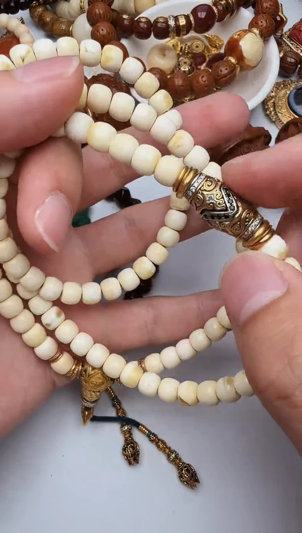 琥珀颈饰未镶嵌迷哦啦10888