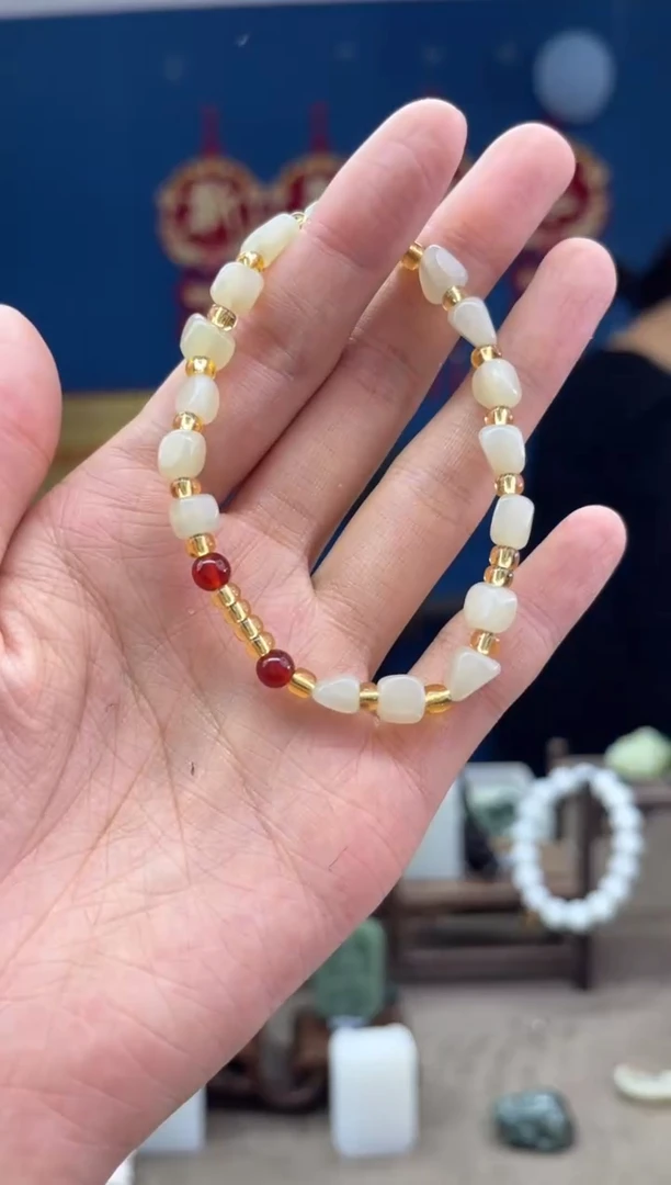 【闪购商品】和田玉颈饰未镶嵌1