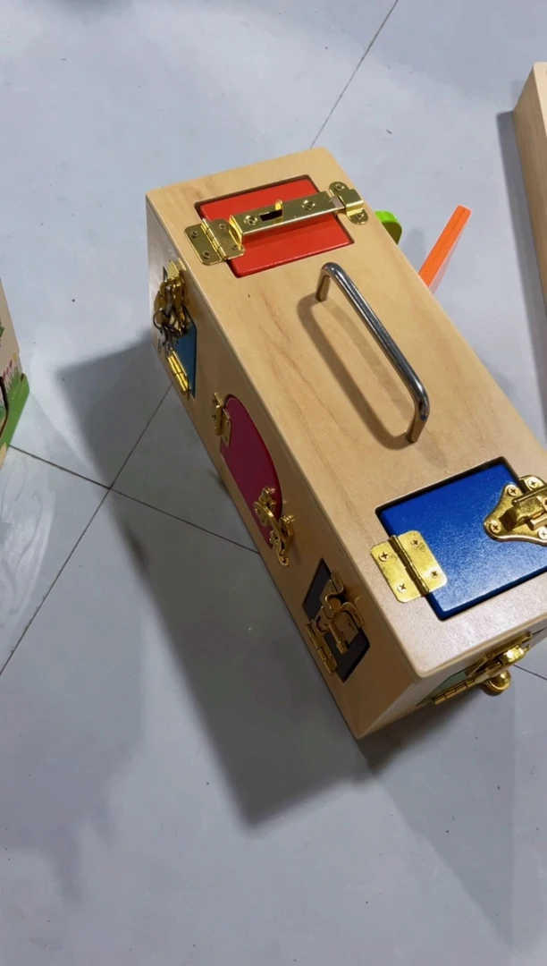 木开锁实木箱子-