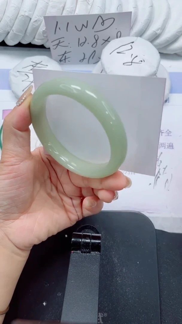 未镶嵌手镯石英质玉155-60.4
