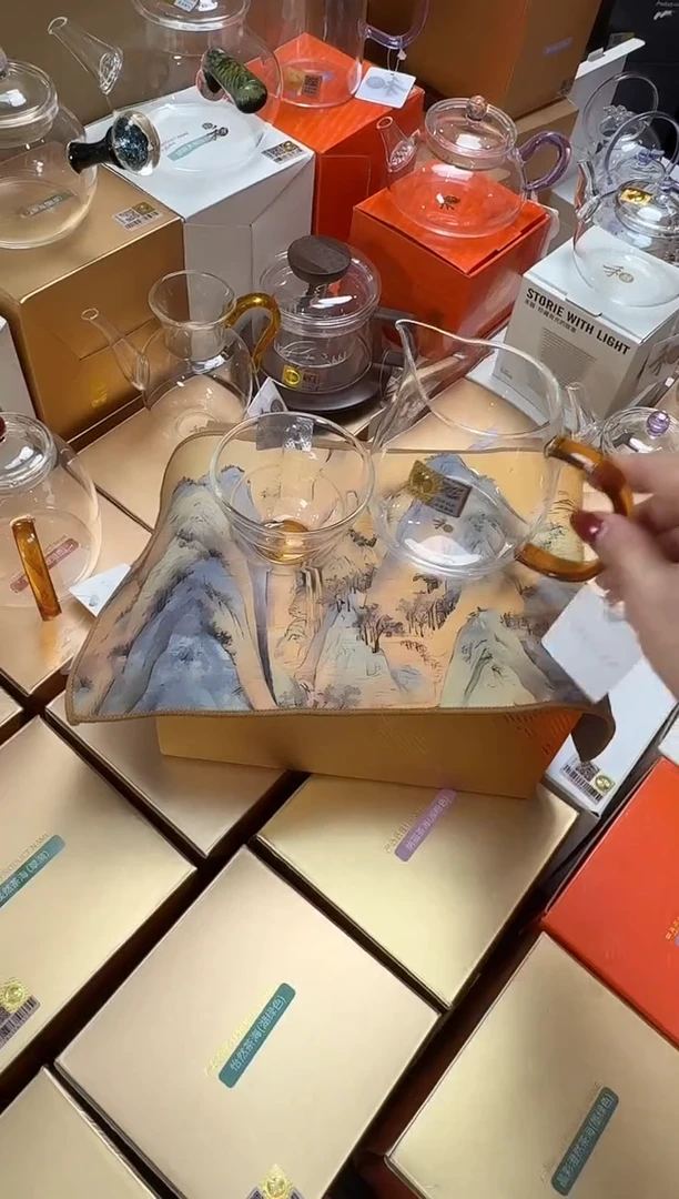 @@禾器晶彩澄然琥珀+福禄杯琥珀+禾器茶巾千里江山