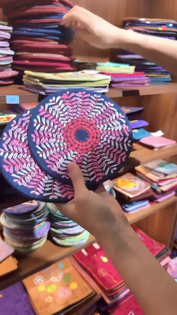 全手工刺子绣茶席圆垫叶子