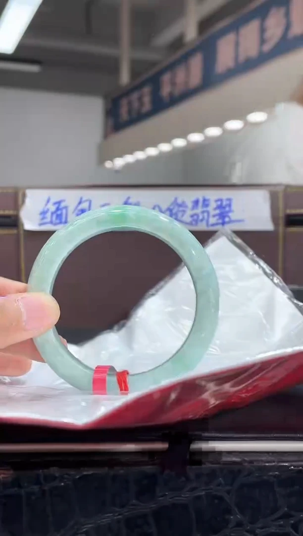 未镶嵌手镯翡翠13