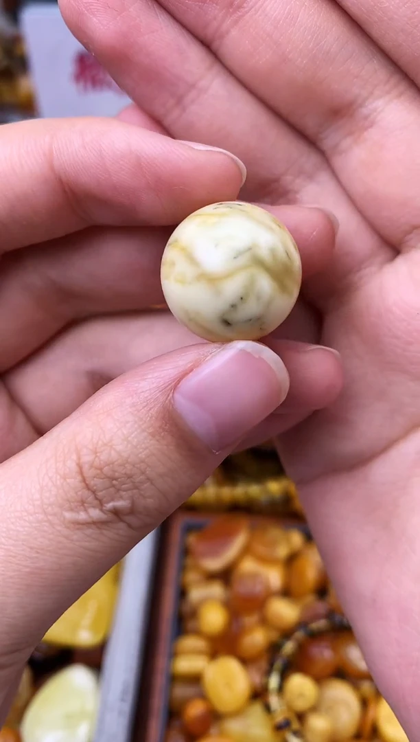 【闪购商品】琥珀珠宝奇石未镶嵌92