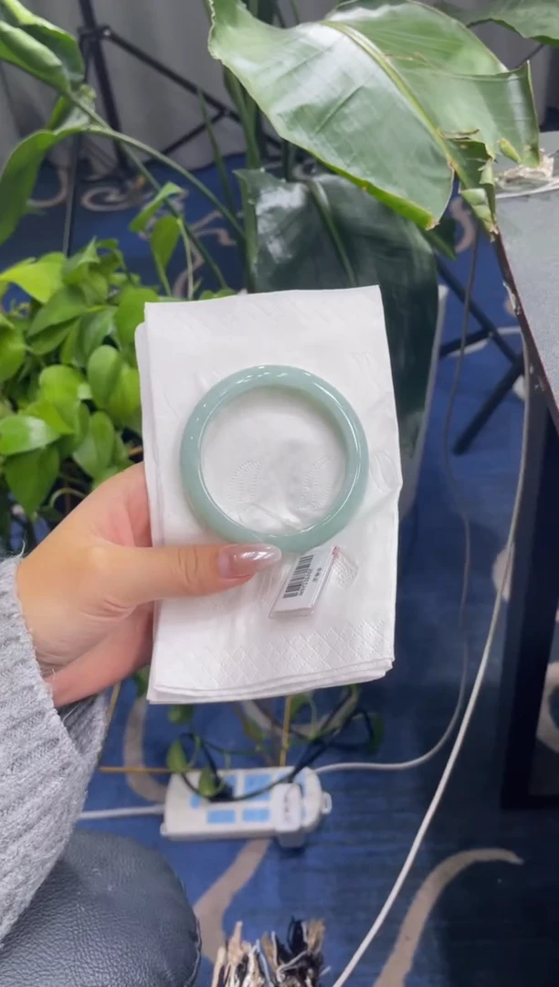 未镶嵌手镯翡翠8062****