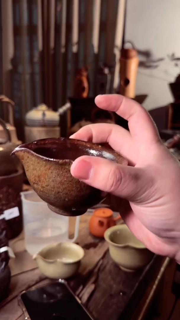 【闪购商品】壶深色公道  150-160ML