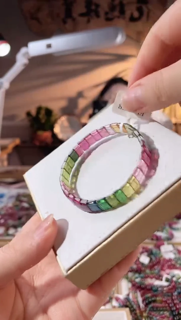 【闪购商品】碧玺手牌未镶嵌手牌