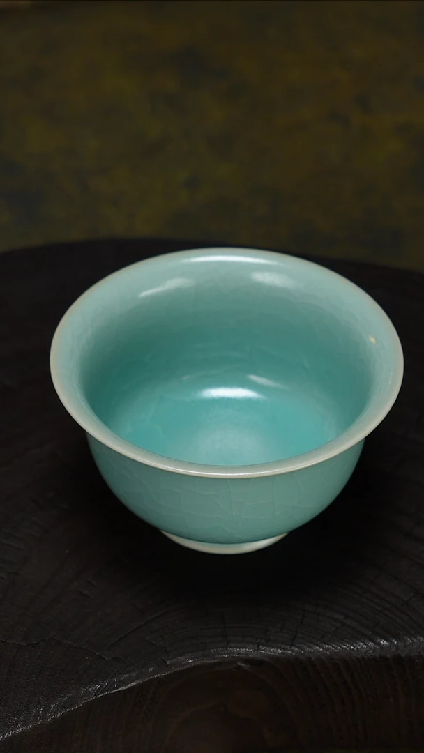 杯子瓷卷足压手杯-精品