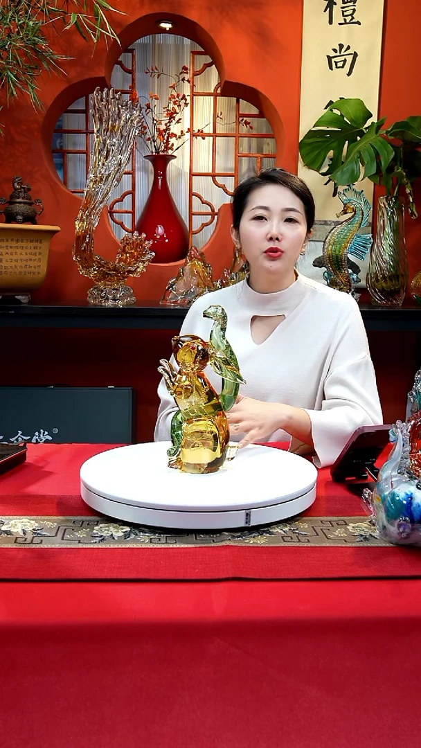 手工艺品琉璃蛇盘兔