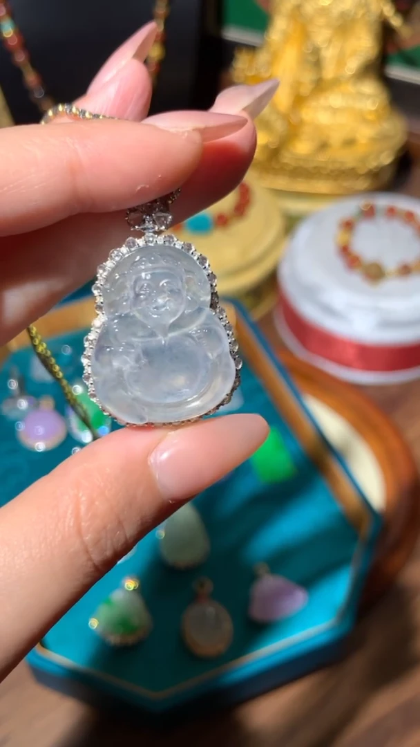 【闪购商品】翡翠吊坠(不含链)18K金镶嵌财神吊坠