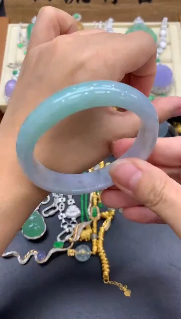 翡翠手镯未镶嵌334-中国好珍宝