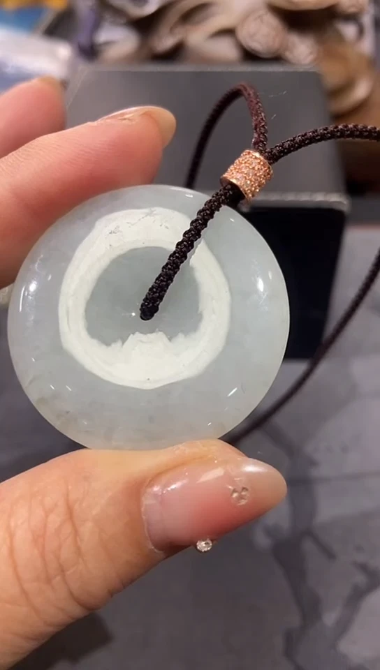 【闪购商品】翡翠颈饰未镶嵌吊坠