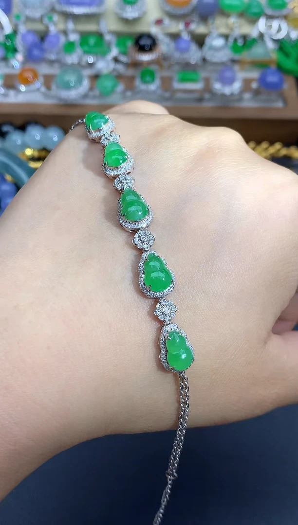 18K金镶嵌手链翡翠523-春日珠宝