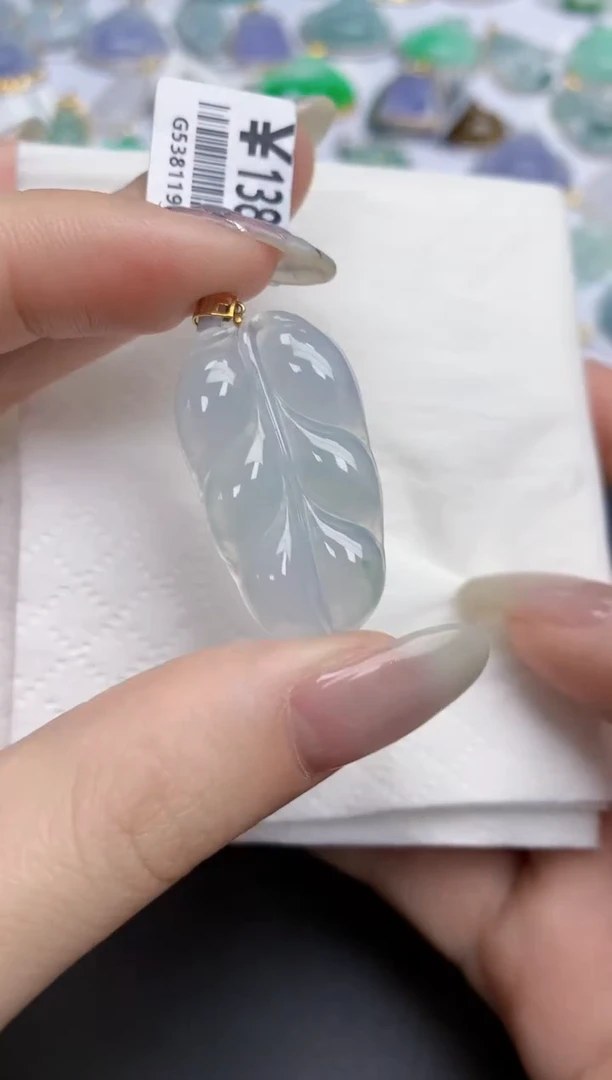 【闪购商品】翡翠颈饰18K金镶嵌天然缅甸翡翠A货