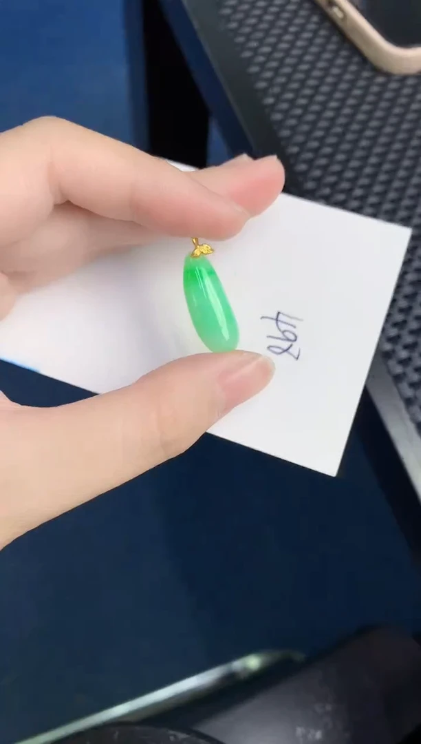 【闪购商品】翡翠颈饰18K金镶嵌000000000