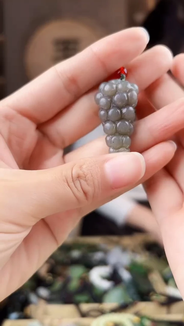 颈饰未镶嵌和田玉拍一发一，多样性发货