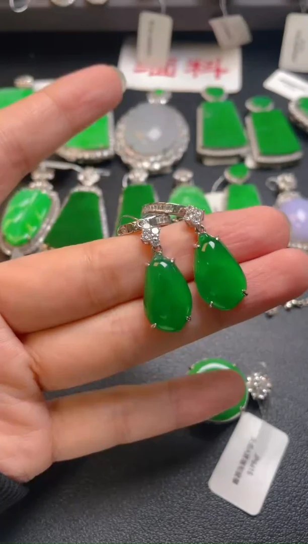 吊坠(不含链)银S925镶嵌翡翠吊坠