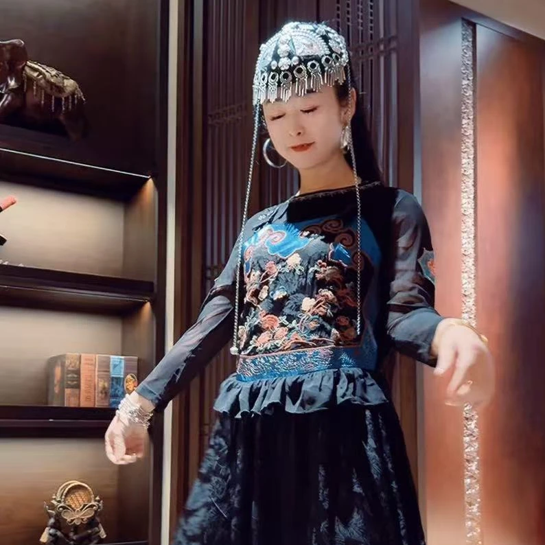 唐汉布依新款女装大衫裙子Y
