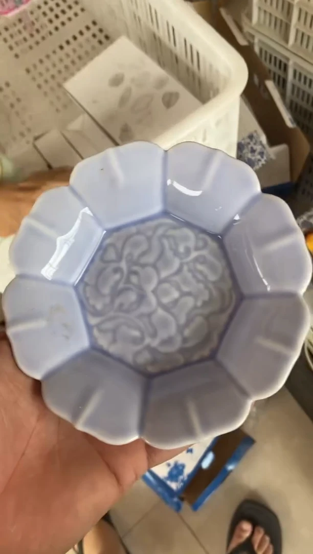 无运费险有瑕疵的摄影的产品有使用过的痕迹有点脏介意勿拍