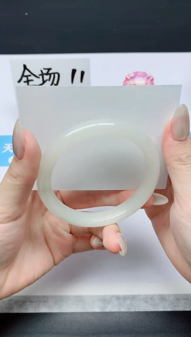 石英质玉手镯未镶嵌K90-56