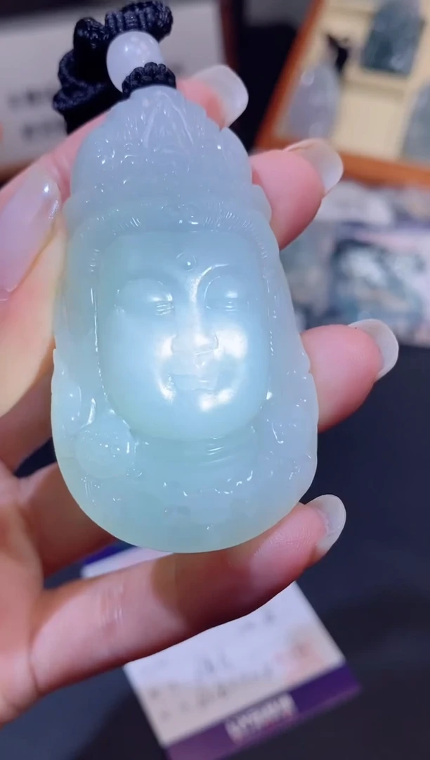 翡翠未镶嵌颈饰缅甸天然翡翠