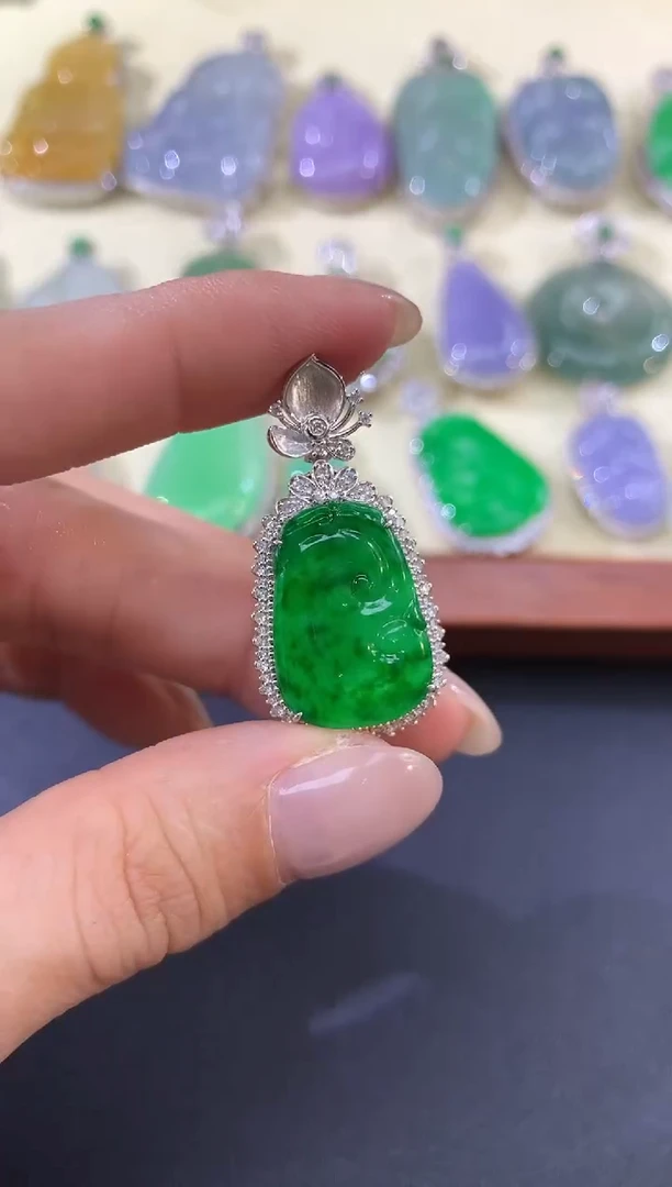 吊坠(不含链)18K金镶嵌翡翠a85