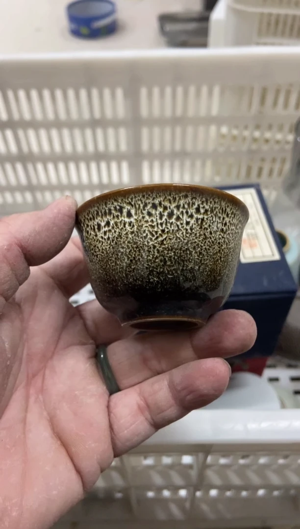 杯子瓷无运费险有瑕疵的摄影的产品有使用过的痕迹有点脏介意勿拍