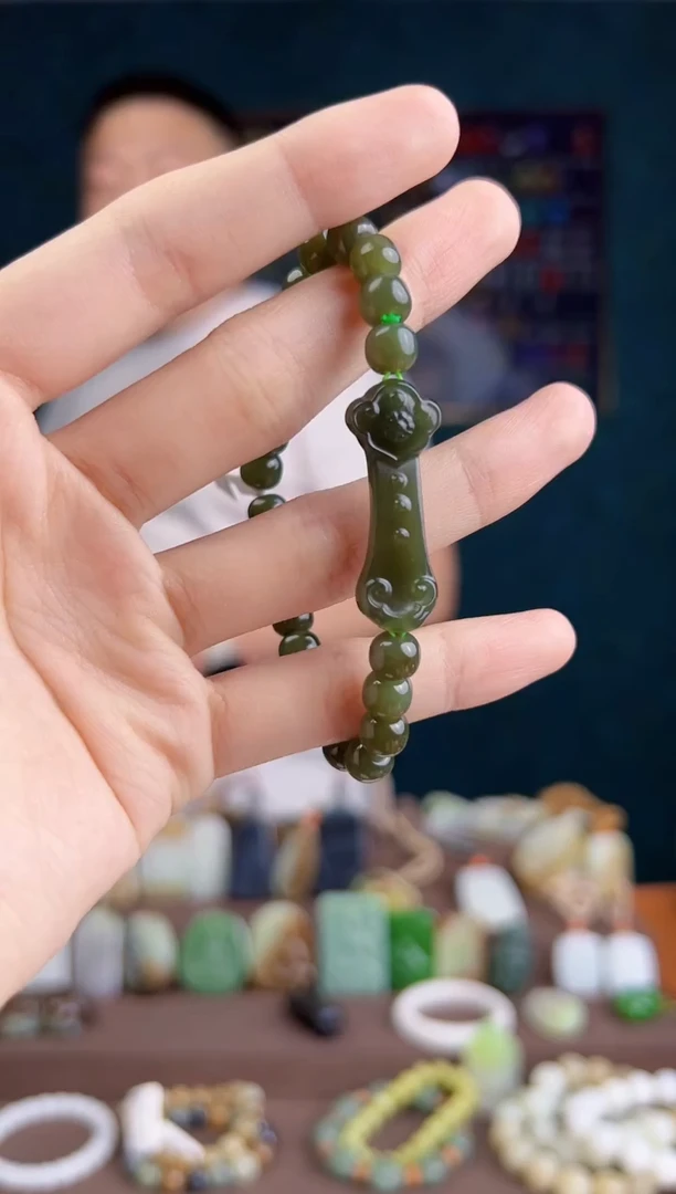 和田玉未镶嵌颈饰多样性发货 拍一单发一个