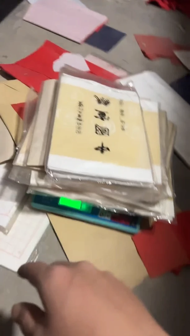 18   蜡染作品纸